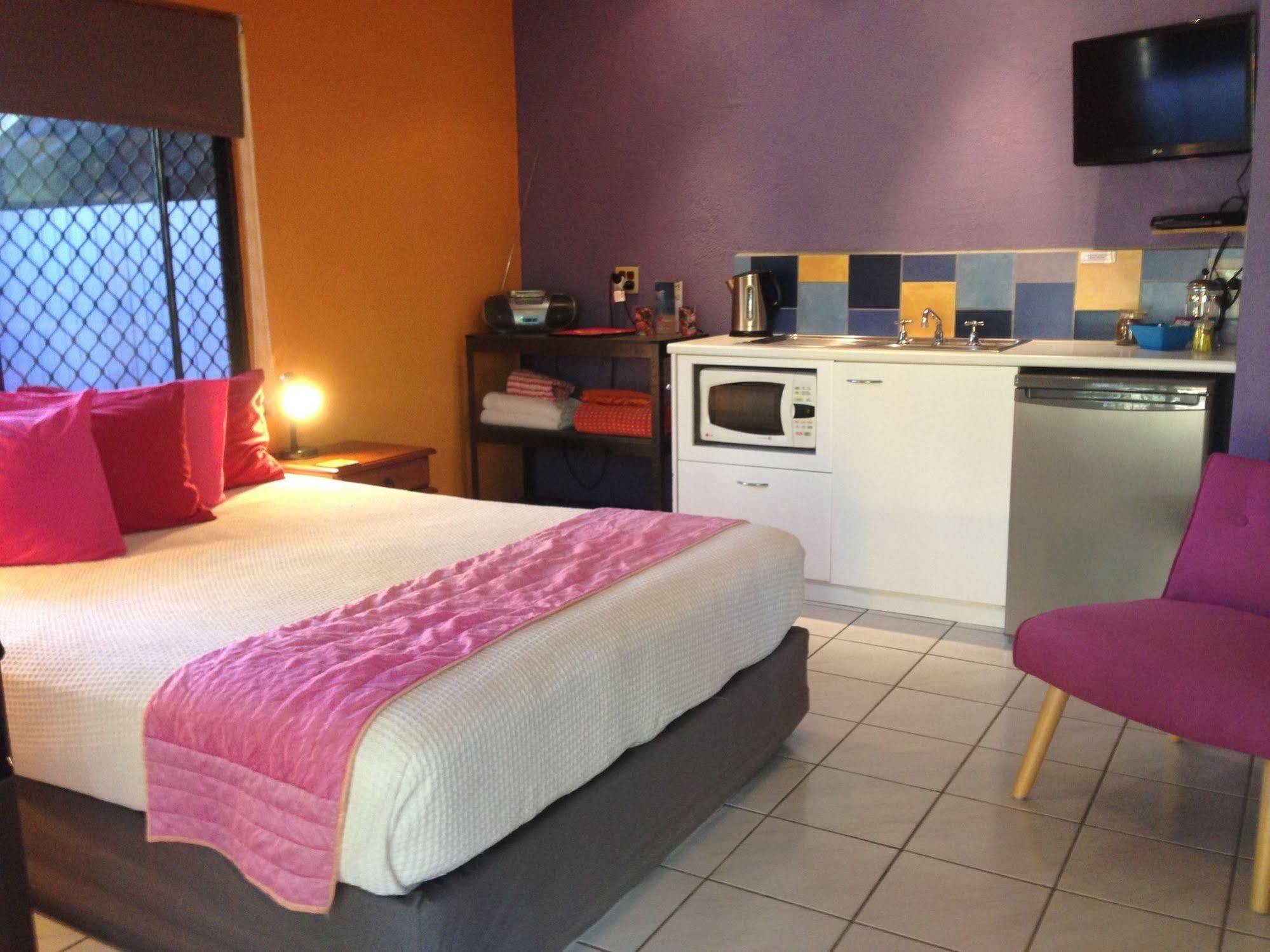 Pink Flamingo Resort Port Douglas Bagian luar foto